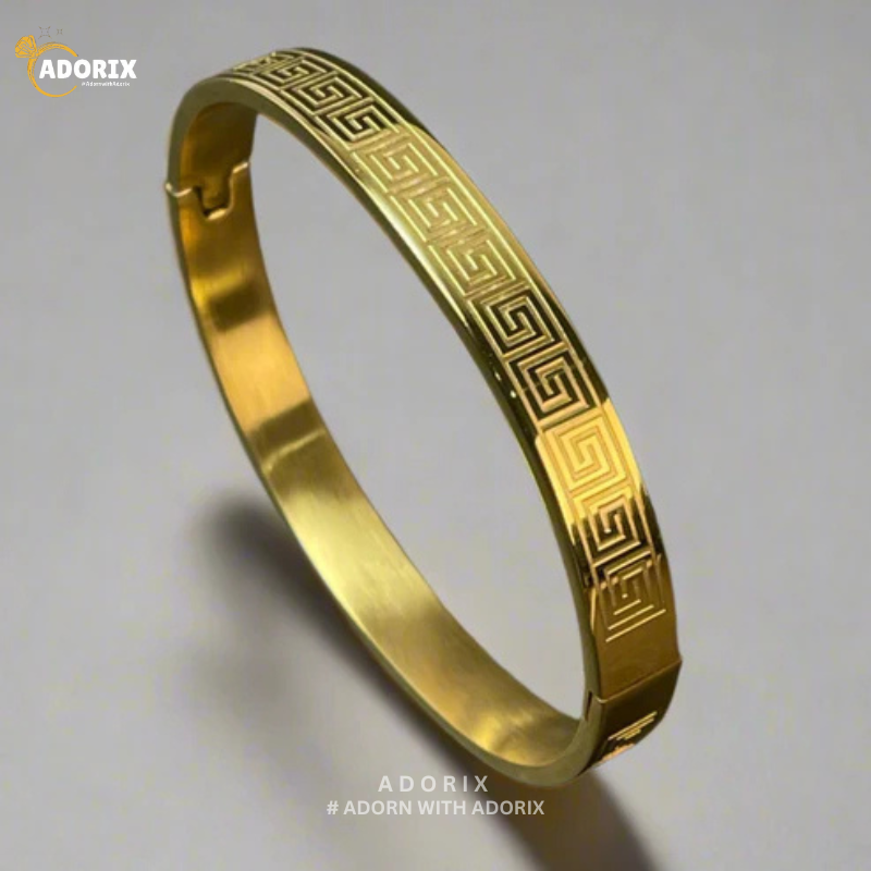 Majestic Golden Cuff Bracelet For Men