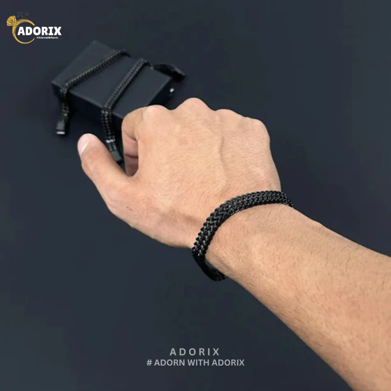 BLACK FOXTAIL CHAIN BRACELET