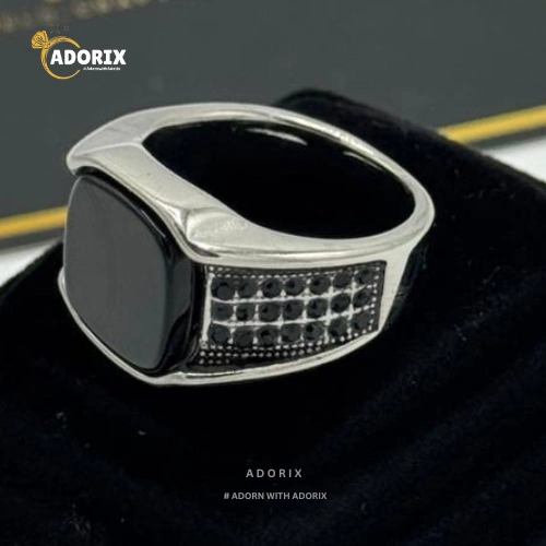 RHODIUM PLATED BLACK ONYX RING